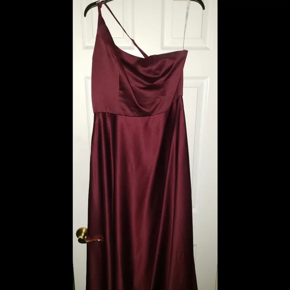 david's bridal velvet bridesmaid dress Olive Bridesmaid Dress Velvet Size 2X